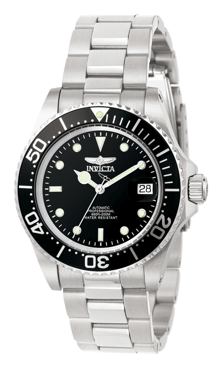 Invicta Pro Diver 8926OB with a black dial, round hour markers, a date at 3 and a black bezel insert in a coin-edge steel bezel on a steel bracelet